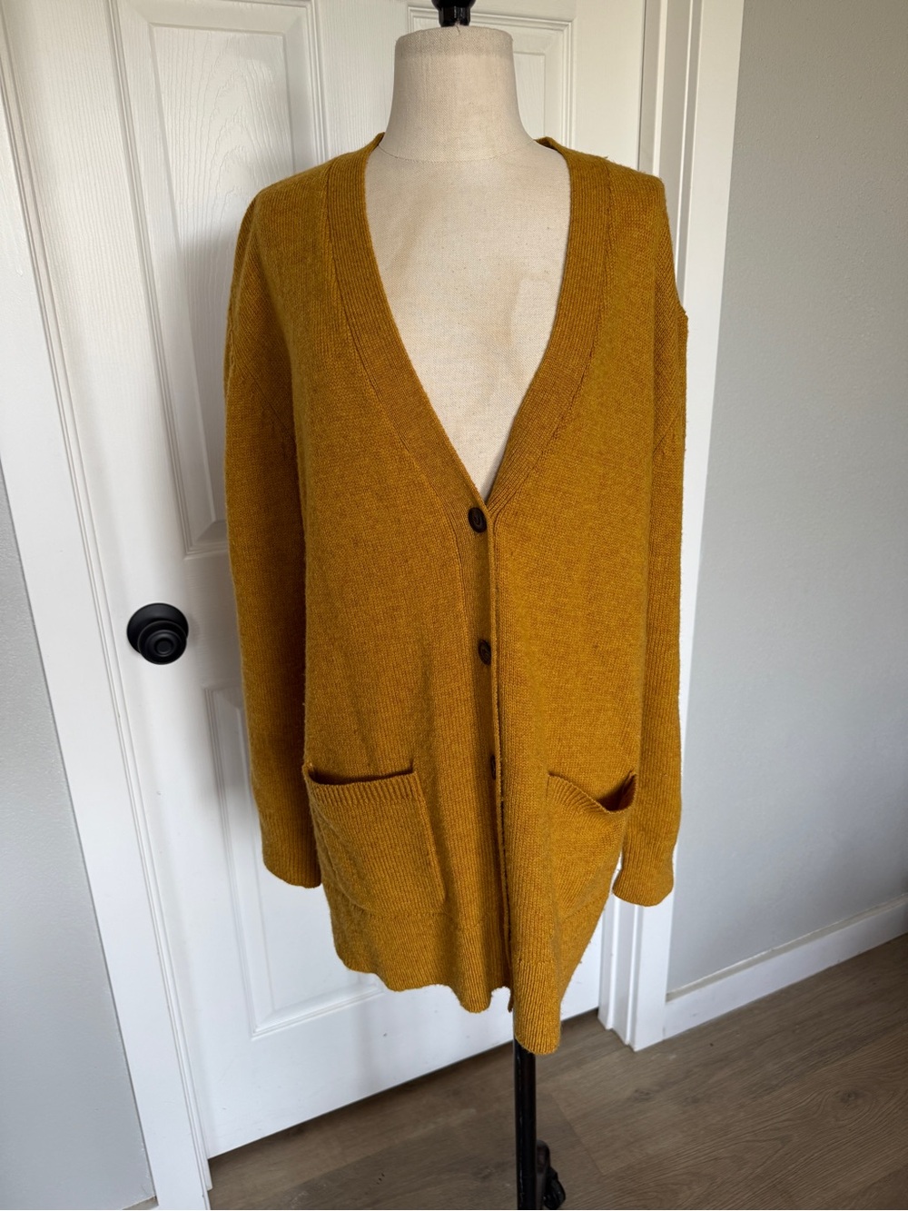 Pendleton Mustard Shetland Wool Cardigan Sweater - Picture 4 of 11
